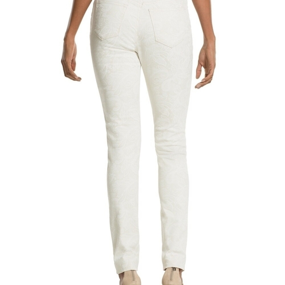 CHICO'S PLATINUM Hidden Floral-Print Jeggings - Picture 2 of 15